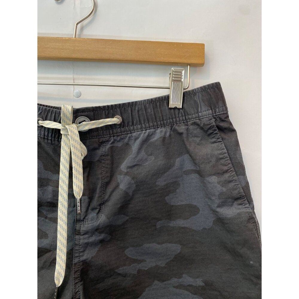 Vuori Women's Ripstop Canvas Shorts Cotton Black Camo Size Medium Mid Rise - Picture 2 of 6